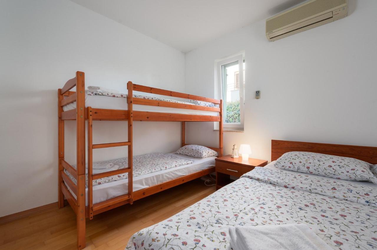 Apartman Inteuro Porec Esterno foto