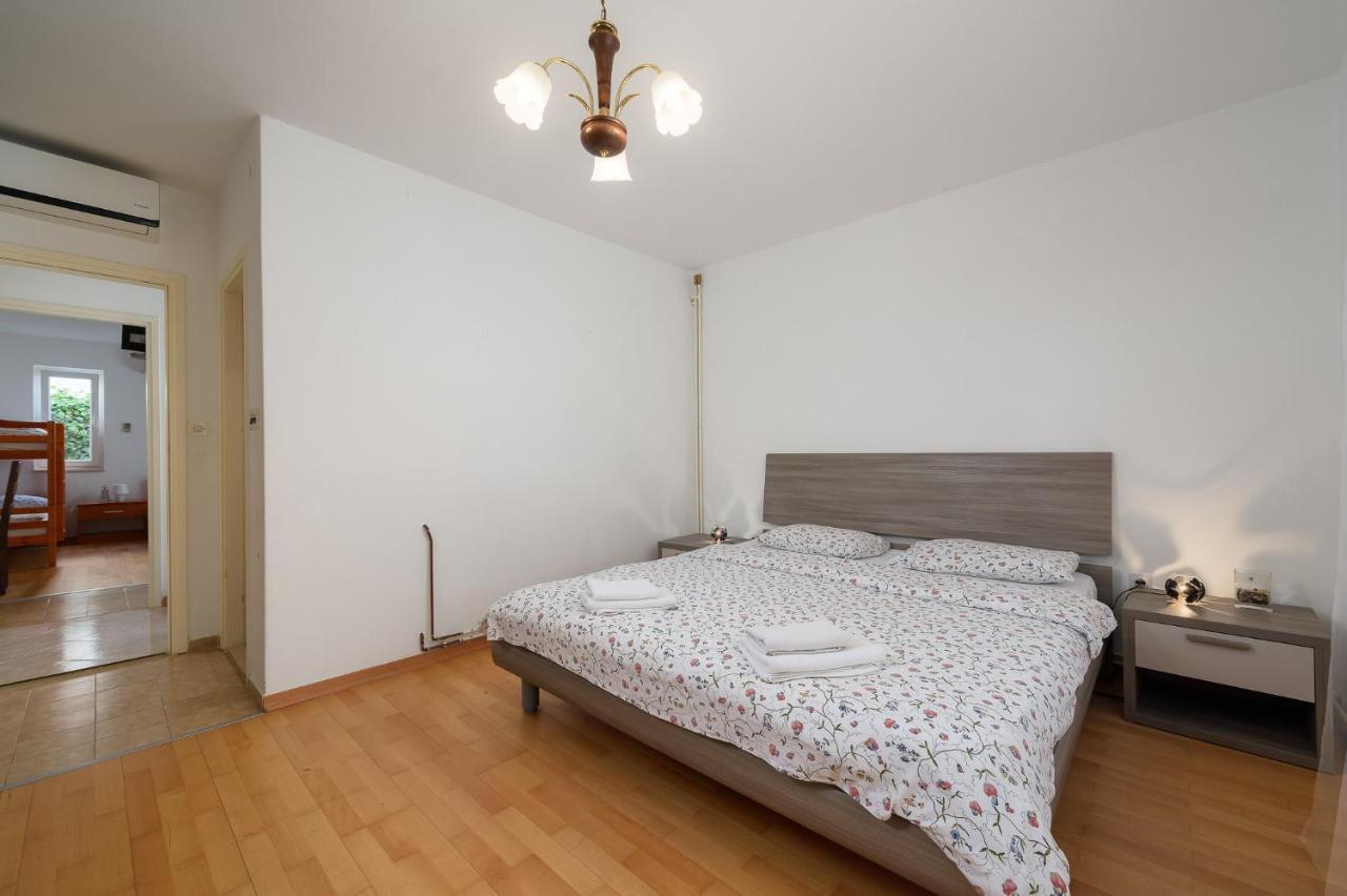 Apartman Inteuro Porec Esterno foto