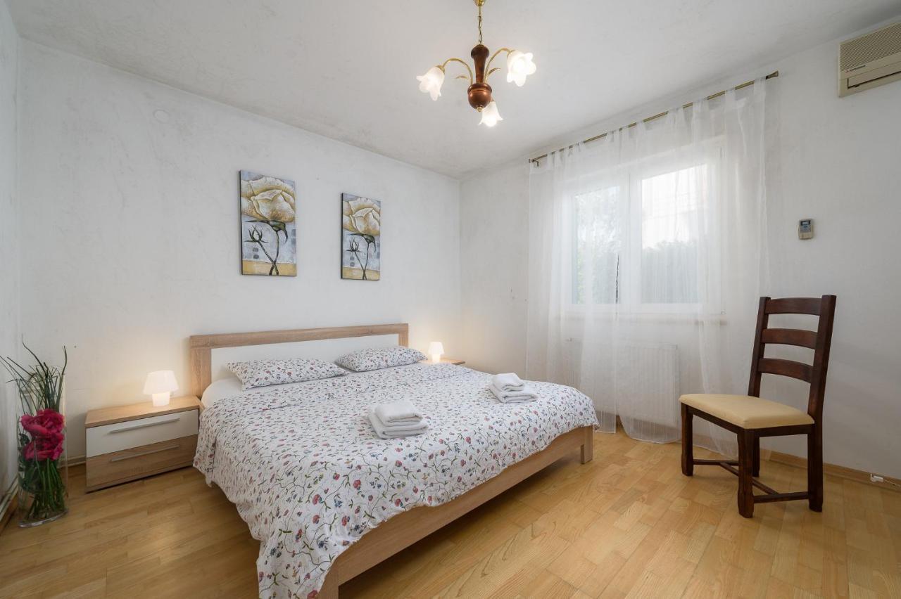 Apartman Inteuro Porec Esterno foto