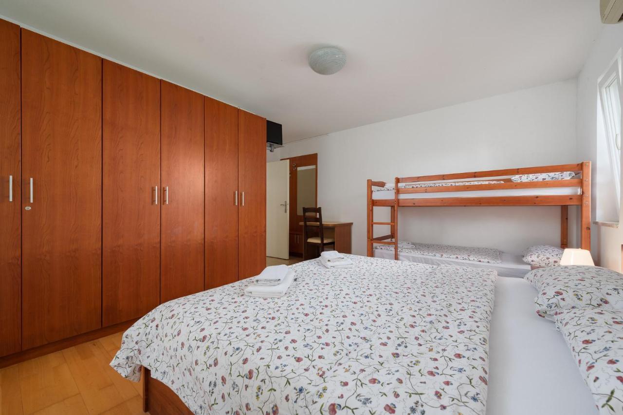 Apartman Inteuro Porec Esterno foto